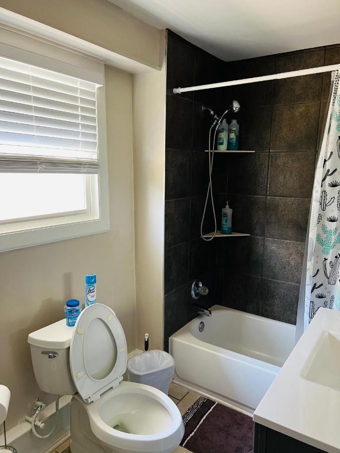 Near French Quarter Nice Two Bedrooms+ نيو أورلينز المظهر الخارجي الصورة